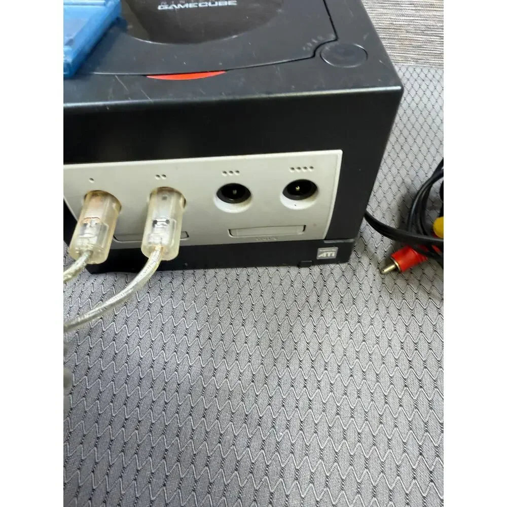 Nintendo GameCube DOL-001 Black Console Bundle Controllers AV Cables Memory Card